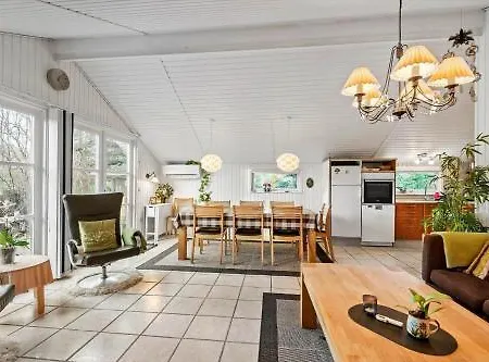 C11606-ansager-sovej-32 * Ansager